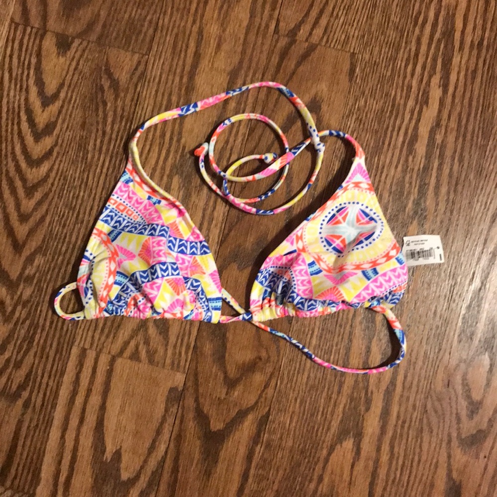 NWT bikini top